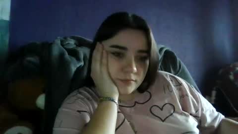 butterfly18988 online show from 01-07-26, 08:06