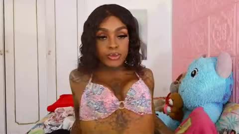 Snapshot of butterfly_blackx chatting on 07-13-26, 06:22 butterfly_blackx online show from 07-13-26, 06:22