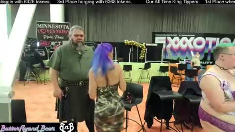 Butterfly and Bear online show from 06-28-26, 06:14