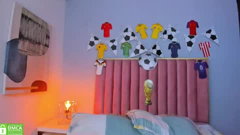 Snapshot of butterflydoll_ chatting on 06-24-26, 06:29 butterflydoll_ online show from 06-24-26, 06:29