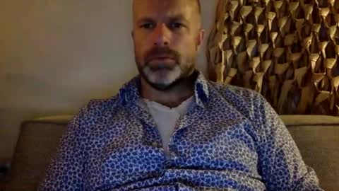 Snapshot of buurman1982isback chatting on 09-20-25, 10:00 buurman1982isback online show from 09-20-25, 10:00