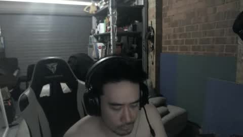 buzzzzzzz01 online show from 09-24-25, 05:11