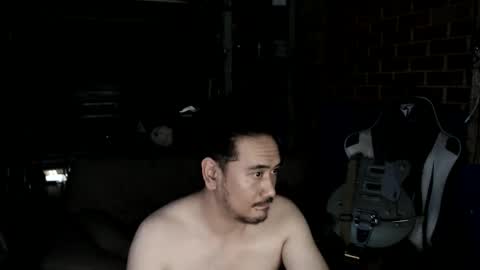 buzzzzzzz01 online show from 12-13-25, 07:53