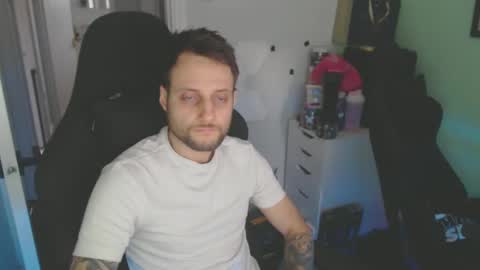 Snapshot of bwc5000 chatting on 12-06-24, 11:00 bwc5000 online show from 12-06-24, 11:00