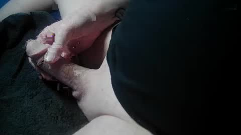 Snapshot of bwchou chatting on 12-31-24, 01:36 BWCHOU online show from 12-31-24, 01:36