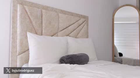    online show from 01-16-26, 09:52