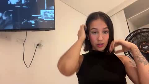 salome online show from 11-19-25, 05:40