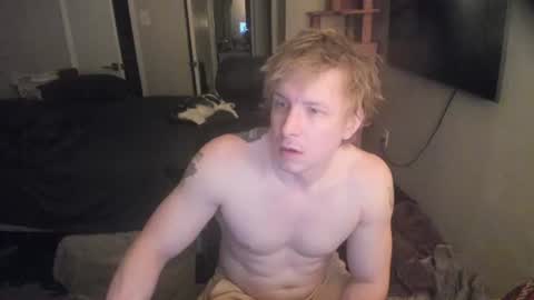 Snapshot of c00ki3m0nstr chatting on 07-25-26, 02:42 c00ki3m0nstr online show from 07-25-26, 02:42