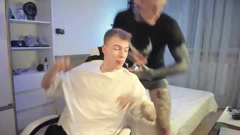 Snapshot of c10h15on chatting on 01-08-26, 03:14 c10h15on online show from 01-08-26, 03:14