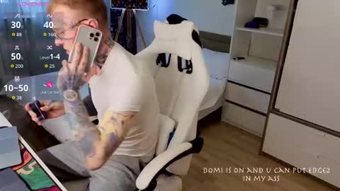 Snapshot of c10h15on chatting on 02-20-26, 09:00 c10h15on online show from 02-20-26, 09:00