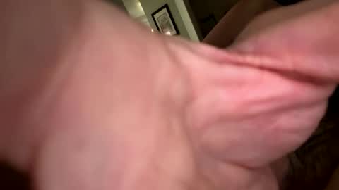 Snapshot of c195063 chatting on 02-16-26, 05:31 chad and callie online show from 02-16-26, 05:31