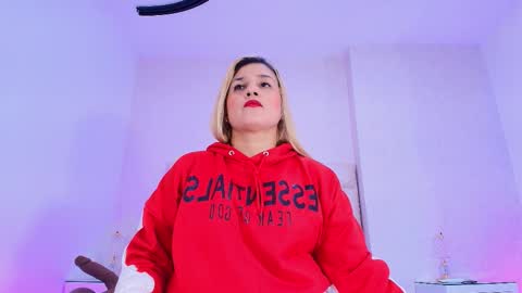 Carolina online show from 02-11-26, 03:00