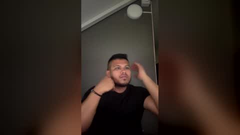 Snapshot of caballero_____ chatting on 04-02-26, 06:00 INSTAGRAM CABALLERO 1998 online show from 04-02-26, 06:00