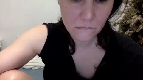 Snapshot of caffeinated_lamb chatting on 04-28-26, 05:51 Lamb online show from 04-28-26, 05:51
