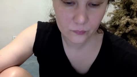 Snapshot of caffeinated_lamb chatting on 05-15-26, 05:53 Lamb online show from 05-15-26, 05:53