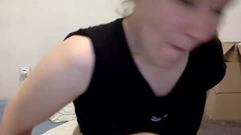 Snapshot of caffeinated_lamb chatting on 05-27-26, 05:54 Lamb online show from 05-27-26, 05:54