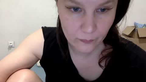 Snapshot of caffeinated_lamb chatting on 06-06-26, 05:50 Lamb online show from 06-06-26, 05:50