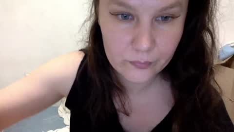 Snapshot of caffeinated_lamb chatting on 06-14-26, 05:48 Lamb online show from 06-14-26, 05:48