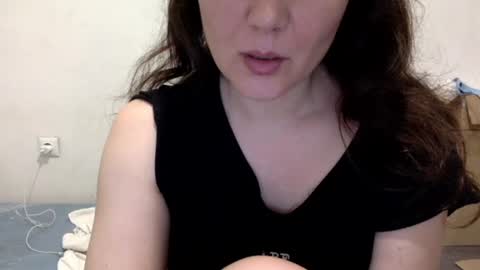 Snapshot of caffeinated_lamb chatting on 06-15-26, 05:48 Lamb online show from 06-15-26, 05:48