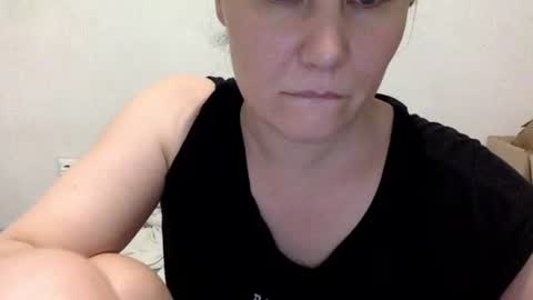 Snapshot of caffeinated_lamb chatting on 07-17-26, 05:51 Lamb online show from 07-17-26, 05:51