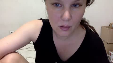 Snapshot of caffeinated_lamb chatting on 07-26-26, 05:53 Lamb online show from 07-26-26, 05:53