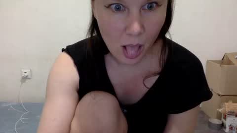 Snapshot of caffeinated_lamb chatting on 07-28-26, 06:20 Lamb online show from 07-28-26, 06:20