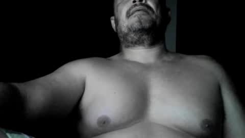 Snapshot of cafinfi1 chatting on 06-10-26, 02:01 cafinfi1 online show from 06-10-26, 02:01