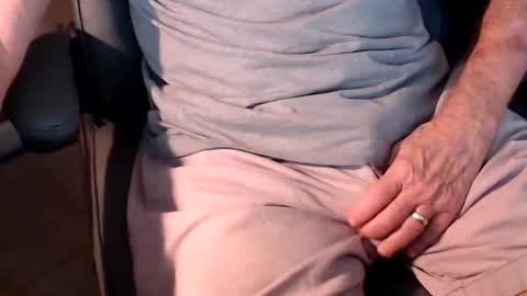 CAgay8 online show from 03-12-26, 10:27