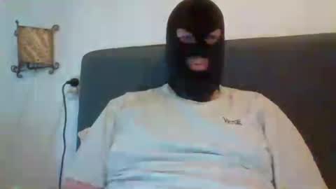 Snapshot of cagegag31 chatting on 06-20-26, 11:24 cagegag31 online show from 06-20-26, 11:24