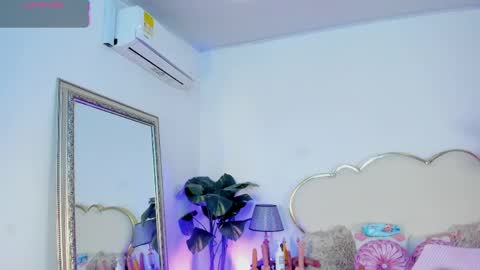 Cahitlin  online show from 04-14-26, 05:13