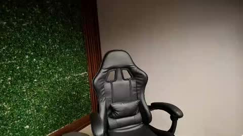 cain online show from 12-19-25, 03:19