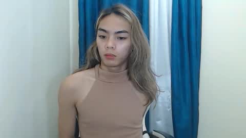 caitessa_bellemoir online show from 04-19-26, 04:17