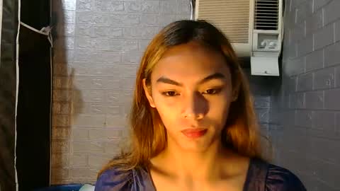 caitessa_bellemoir online show from 05-26-26, 02:24