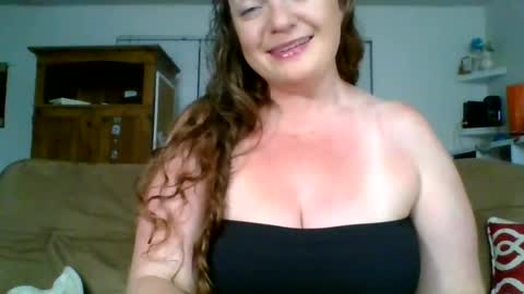 caitieluvs online show from 07-21-26, 02:47