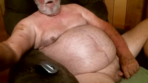 Snapshot of cajungrey75 chatting on 10-14-25, 11:00 cajungrey online show from 10-14-25, 11:00