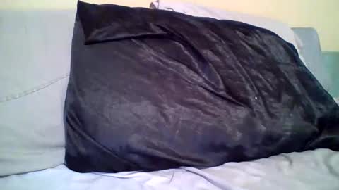 Snapshot of caligirl310r chatting on 02-27-25, 07:26 Caligurl   Queen    Head Fluffer In Charge  Goddess of Cocktease   Mistress of Holes online show from 02-27-25, 07:26