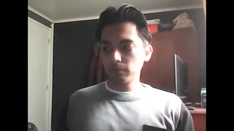 Snapshot of caligula_99 chatting on 10-11-25, 04:49 Calgula online show from 10-11-25, 04:49