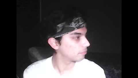 Snapshot of caligula_99 chatting on 05-01-26, 05:45 Calgula online show from 05-01-26, 05:45