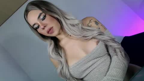 CALL ME CLARA online show from 07-11-26, 01:52