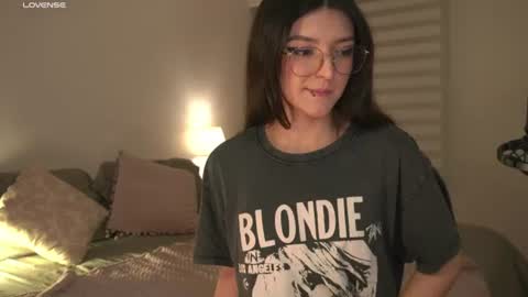   online show from 07-01-26, 12:23