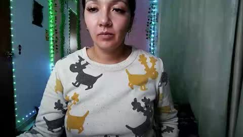Snapshot of callme_lolas chatting on 11-04-25, 06:56 paula online show from 11-04-25, 06:56