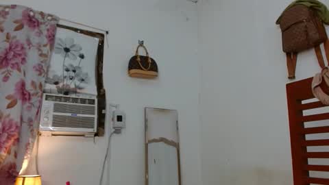 shiela online show from 09-30-25, 06:46