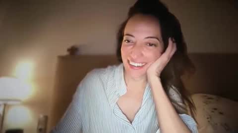 Crazy Happy Me online show from 03-17-26, 08:12