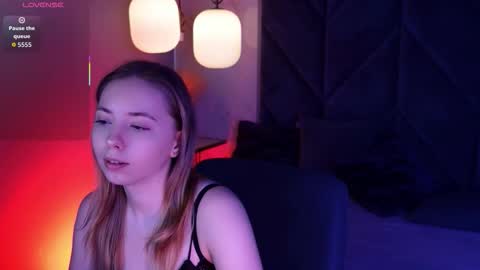 Nora online show from 11-29-25, 05:54