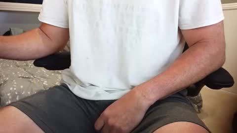 callmeroger33 online show from 04-28-26, 03:39