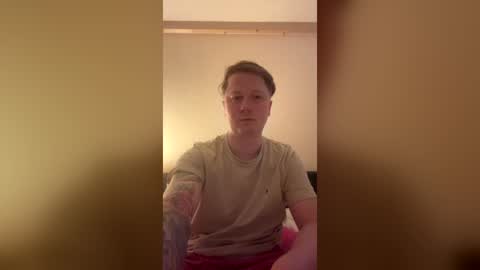 Snapshot of callumreeton chatting on 07-01-26, 12:07 callumreeton online show from 07-01-26, 12:07