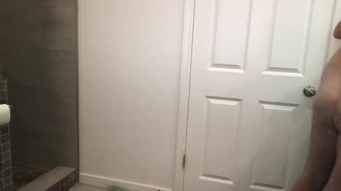 Snapshot of cals16 chatting on 12-13-25, 09:09 cals16 online show from 12-13-25, 09:09