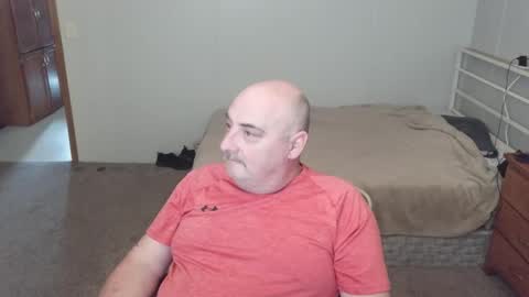 Snapshot of calvin420420 chatting on 04-06-26, 10:11 longjohn74 online show from 04-06-26, 10:11