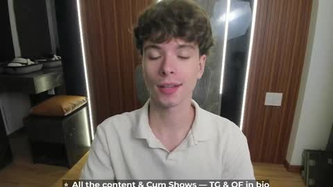 Snapshot of calvin_loves_you chatting on 05-20-26, 03:18 Hey I am Calvin online show from 05-20-26, 03:18