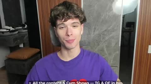 Snapshot of calvin_loves_you chatting on 06-03-26, 05:18 Hey I am Calvin online show from 06-03-26, 05:18